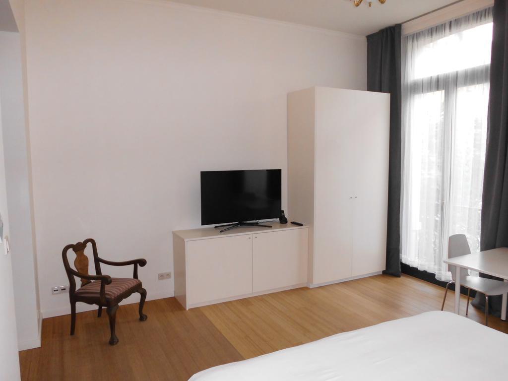 Saint-Gilles Aparthotel Midi Residence מראה חיצוני תמונה